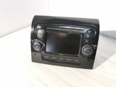 Radio / CD-Player / DVD-Player / Navigation