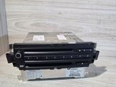 Radio / CD-Player / DVD-Player / Navigation