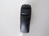 Head unit multimedia control