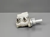 Master brake cylinder