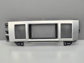 Console centrale contour garniture cendrier