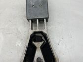 Engine mount bracket