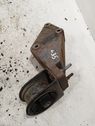 Engine mounting bracket