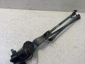 Front wiper linkage and motor