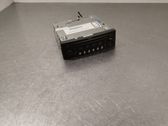 Radio / CD-Player / DVD-Player / Navigation