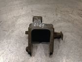 Engine mounting bracket