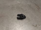 Abrazadera del inyector de combustible