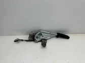 Handbrake/parking brake lever assembly