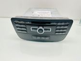 Radio / CD-Player / DVD-Player / Navigation