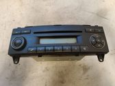 Radio / CD-Player / DVD-Player / Navigation