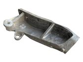 Engine mounting bracket
