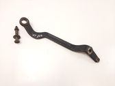 Triangle bras de suspension inférieur avant