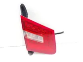 Tailgate rear/tail lights