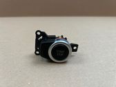 Bouton poussoir de démarrage du moteur