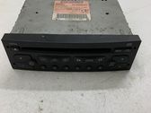 Radio / CD-Player / DVD-Player / Navigation