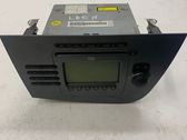 Radio/CD/DVD/GPS head unit