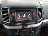 Radio/CD/DVD/GPS head unit