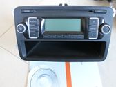 Radio/CD/DVD/GPS-pääyksikkö