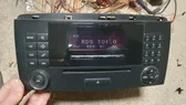 Radio/CD/DVD/GPS-pääyksikkö