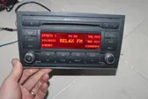 Radio/CD/DVD/GPS-pääyksikkö