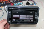 Radio / CD-Player / DVD-Player / Navigation