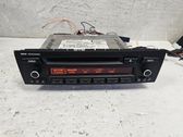 Radio / CD-Player / DVD-Player / Navigation