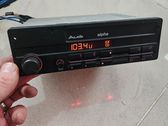 Radio/CD/DVD/GPS head unit