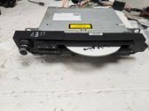 Radio/CD/DVD/GPS head unit