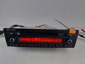 Radio / CD-Player / DVD-Player / Navigation