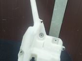 Windshield washer fluid reservoir/tank