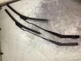 Front wiper blade arm