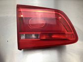 Tailgate rear/tail lights