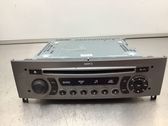 Radio / CD-Player / DVD-Player / Navigation