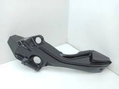 Front wheel arch liner splash guards