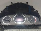 Geschwindigkeitsmesser Cockpit