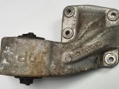 Engine mount vacuum valve