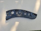 Rear bumper mounting bracket