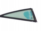 Fenêtre triangulaire avant / vitre