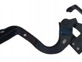 Engine bonnet/hood hinges