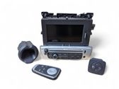 Radio / CD-Player / DVD-Player / Navigation