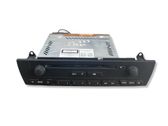 Radio / CD-Player / DVD-Player / Navigation