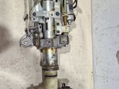 Steering wheel axle set