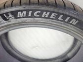 R21 summer tire