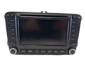 Radio / CD-Player / DVD-Player / Navigation