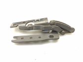 Engine bonnet/hood hinges