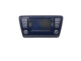 Radio/CD/DVD/GPS head unit