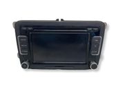 Radio / CD-Player / DVD-Player / Navigation