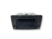 Radio / CD-Player / DVD-Player / Navigation