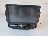 Radio/CD/DVD/GPS-pääyksikkö