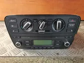 Radio/CD/DVD/GPS-pääyksikkö